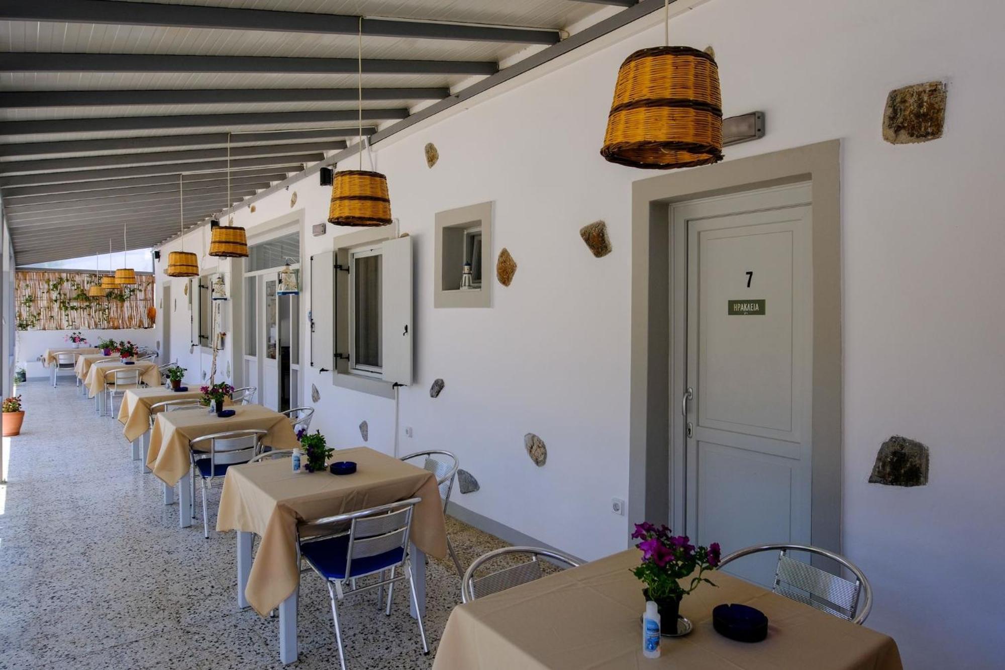 Giasemi Room No 8 Folegandros Livadi  Rom bilde